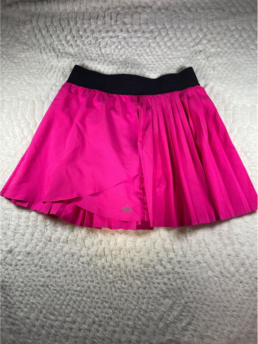 Alo Pink Pleated Athletic Skort with Black Waistband